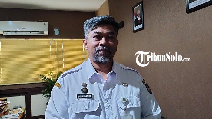 BERIKAN SANKSI : Kepala BKPSDM Pemkot Solo Dwi Ariyatno saat ditemui, Rabu (15/1/2025). Sebanyak 5 pegawai Pemerintah Kota Solo tak masuk kerja hari pertama setelah cuti bersama libur lebaran, Selasa (8/4/2025) tanpa keterangan. Mereka pun terancam sanksi tidak diberikan hak keuangannya jika terbukti melanggar.