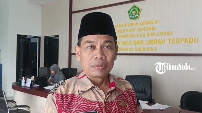 IBADAH HAJI 2025 - Kepala Seksi Penyelenggaraan Haji dan Umrah Kantor Kementerian Agama (Kemenag) Sukoharjo, Abdul Rochman saat ditemui, Kamis (24/4/2025). Sebanyak 673 jemaah calon haji (JCH) asal Kabupaten Sukoharjo dipastikan akan berangkat ke Tanah Suci pada musim haji tahun ini. 