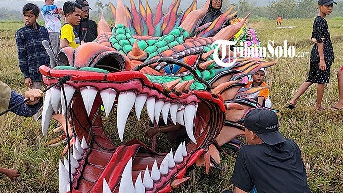 Layagan Layangan Naga Raksasa Seharga Mobil Milik Warga Boyolali, Dibuat Selama ...