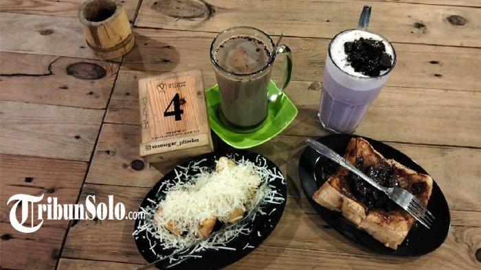 Menu makanan dan minuman di Susu Segar Pitoelas Colomadu.