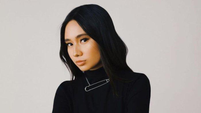Niki Zefanya