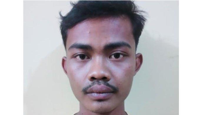 Pelaku pencurian HP milik warga Kecamatan Sukodono, Kabupaten Sragen beserta HP yang dicuri
