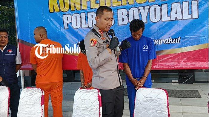 PENCURIAN MOTOR. Pelaku pencurian motor yaitu Mardiyono (43) warga Dukuh Trasan, Desa Bringin, Kecamatan Srumbung, Magelang Rabu (23/4/2025). Sepeda motor milik Sriyanto (20), warga Dukuh Stabelan, Desa Tlogolele, Kecamatan Selo, raib.