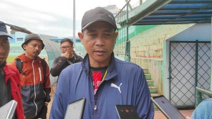 Pelatih Arema FC Joko Susilo di Liga 1 2023/2024.