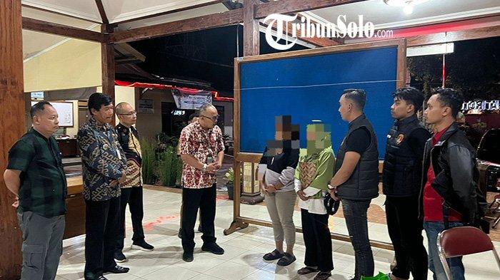 Pendampingan kepada korban TPPO Mami Nina beberapa waktu lalu. (Istimewa/Polres Wonogiri)
