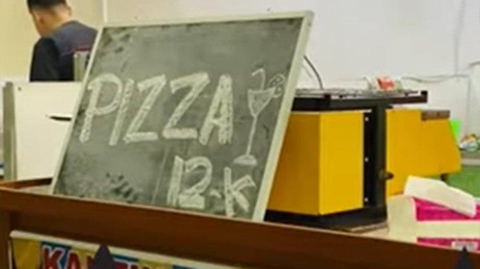 Pizza kantin basement perpustakaan UNS Solo