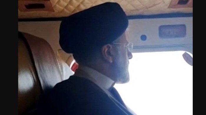 Presiden Iran Ebrahim Raisi sebelum tewas dalam kecelakaan helikopter di hutan Dizmar antara Kota Varzaqan dan Jolfa di Provinsi Azerbaijan Timur, dekat perbatasan Iran dengan Azerbaijan, Minggu (19/5/2024).