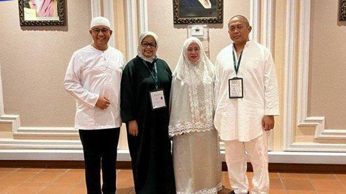 Ketua DPP PDIP Puan Maharani dan bakal calon presiden (capres) Koalisi Perubahan untuk Persatuan (KPP) Anies Baswedan bertemu di sela-sela melaksanakan ibadah haji di Tanah Suci.
