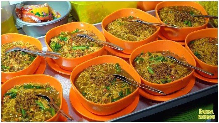 Sajian Mie Nyemek Jayengan Pak Tres, Solo, Jawa Tengah