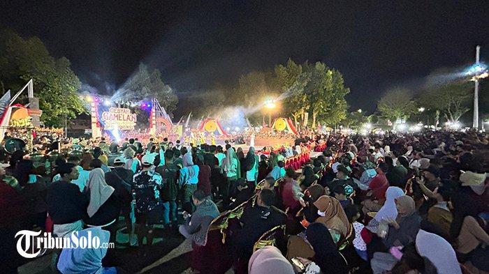 Penonton padati area pementasan Gamelan Pop dengan tajuk 