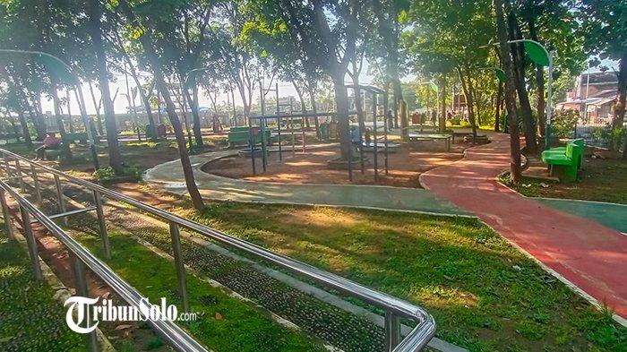 Tampilan Taman Lansia yang ada di Kecamatan Jebres, Solo, Selasa (21/2/2023).