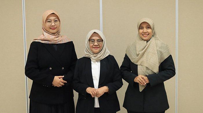 HARI KARTINI. Tenaga pengajar perempuan di Universitas Terbuka Surakarta, Senin (21/4/2025). Berkaitan dengan akses perempuan terhadap pendidikan tinggi, Universitas Terbuka (UT) telah berkontribusi dengan cukup signifikan.