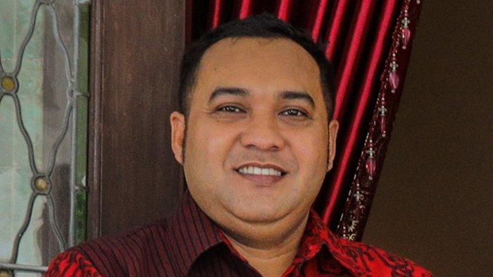 Wakil Ketua Bidang Ideologi dan Kaderisasi Pimpinan Anak Cabang (PAC) PDIP Jebres, Rheo Fernandes.