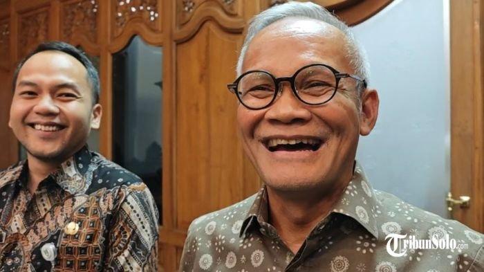 SOROTI EFISIENSI - Wakil Ketua Komisi 2 DPR RI Aria Bima saat berada di Kota Solo, Selasa (10/6/2025). Ia mempertanyakan kebijakan pemerintah yang kembali memperbolehkan pejabat menggelar rapat di hotel.