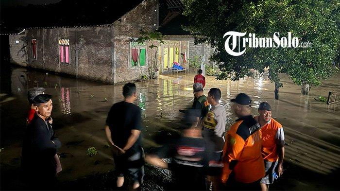 BANJIR DI GONDANGREJO. Kondisi Dusun Tanjung, Desa Dayu, Kecamatan Gondangrejo Kabupaten Karanganyar terendam banjir, Sabtu (8/3/2025). (Tribun Solo / Istimewa)