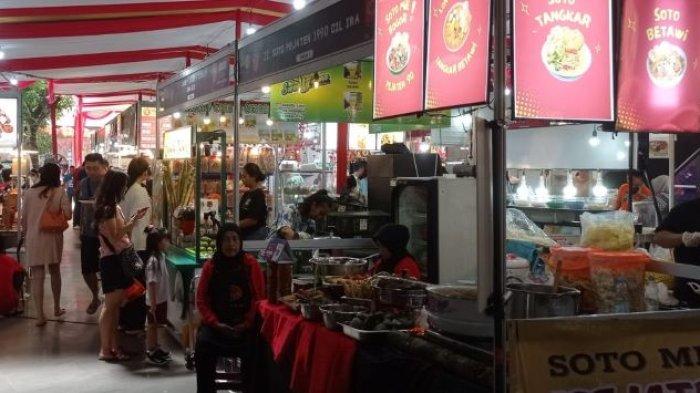 Suasana even kuliner Cap Go Meh di The Park Mall, Solo Baru, Sukoharjo, Rabu (21/2/2024).