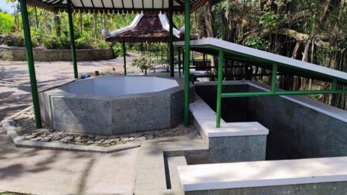 WISATA SUKOHARJO - Sendang Wicaksono di Polokarto, Kabupaten Sukoharjo, Jawa Tengah, beberapa waktu lalu. Beginilah asal-usul Sendang Wicaksono yang penuh mitos.