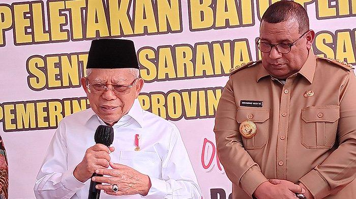 Wapres Maruf Amin (kiri) dan Penjabat Gubernur Muhammad Musaad (kanan).