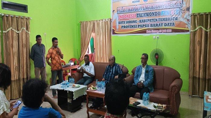 Deklarasi dan syukuran tim Relawan Bhineka Tunggal Ika.