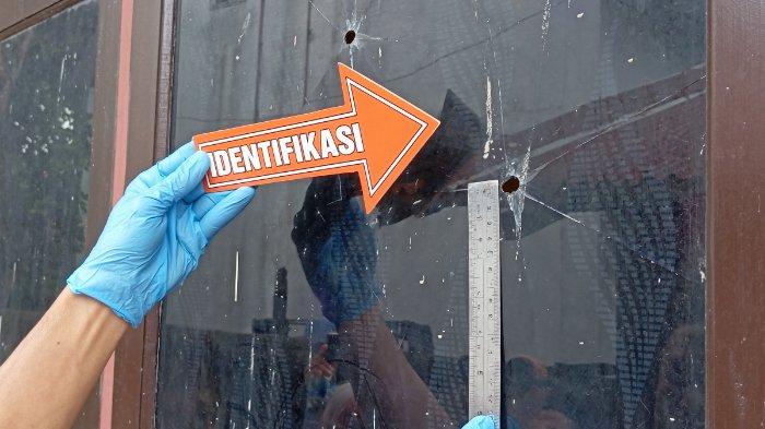 Diduga terjadi teror penembakan di sebuah Sekolah Dasar (SD) di Kota Sorong.