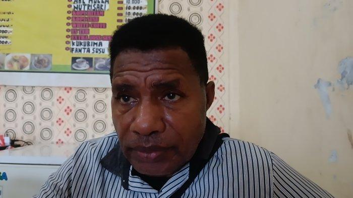 Martinus Wafom Kepala CDK Kabupaten Maybrat.