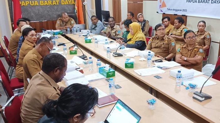 Badan Perencanaan Pembangunan Riset dan Inovasi Daerah (Bapperida) Papua Barat Daya membahas project bidang riset dan inovasi tahun 2023.