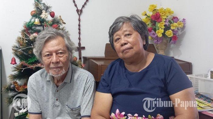 Elisabeth Tangkere bersama suaminya Dokter Seribu Rupiah, Fransiskus Xaverius Soedanto, saat ditemui Tribun-Papua.com di rumahnya, Selasa (1/2/2022)