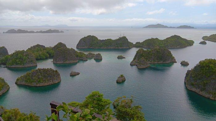 Tempat wisata Piaynemo, Kabupaten Raja Ampat, Papua Barat Daya.