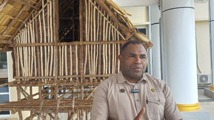 Kepala Dinas Pertanian dan Perkebunan Maybrat Marthen Howay.