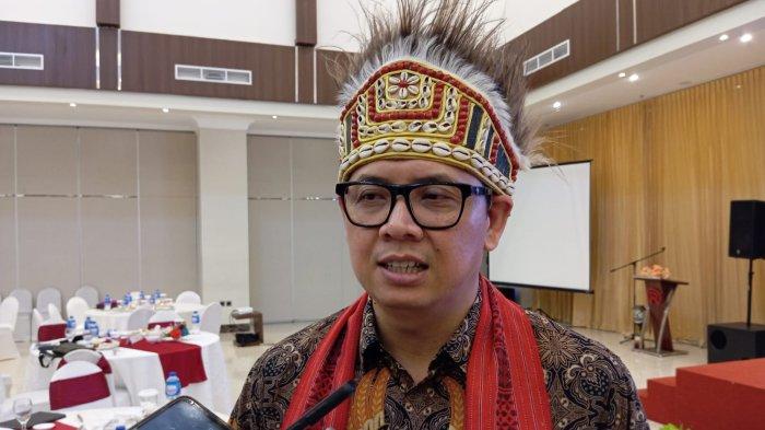 Plt. Kepala Biro Investasi Kerja Sama dan Komunikasi Sekretariat Jenderal Dewan Nasional KEK Bambang Wijanarko, di Kota Sorong Jumat (17/5/2024).