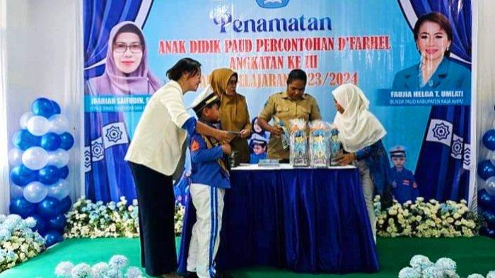 Penamatan murid-murid PAUD Percontohan D'Farhel Raja Ampat, Waisai, Senin (3/6/2024).