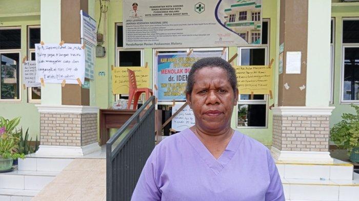 Plh Kepala Puskesmas Malanu Margaretha Yanti Way mengungkapkan alasan pemalangan kantor puskesmas, Kota Sorong, Senin (10/6/2024).