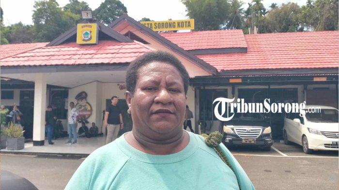 Aktivis Perempuan Papua Lea Hendrika Klasjo mengatakan, perbuatan pelaku terhadap Kesya Irena Yola Lestaluhu sudah lebih dari batas kemanusiaan.
