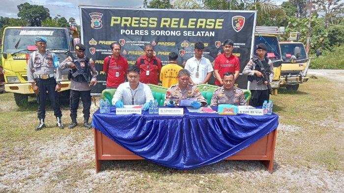 Polres Sorong Selatan melakukan rilis kasus dugaan ilegal logging.