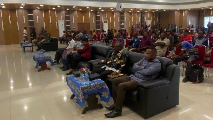 Warga yang menghadiri kegiatan workshop