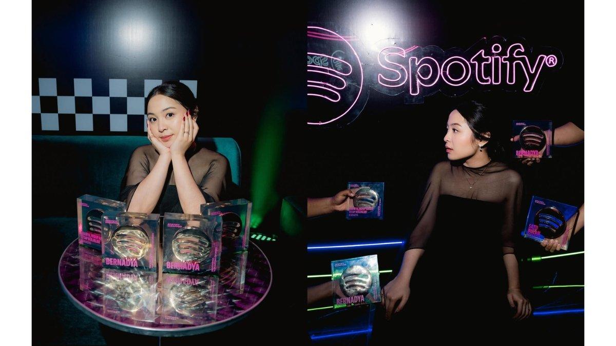 5 momen Bernadya borong piala dari dua acara berbeda, Lanjut borong piala di Spotify