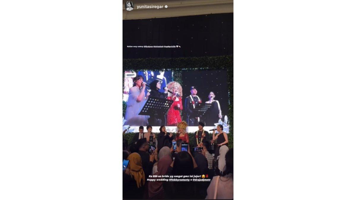 5 cuplikan tamu undangan resepsi Febby Rastanty dan Drajad Djumantara, Yunita Siregar ikut hadir