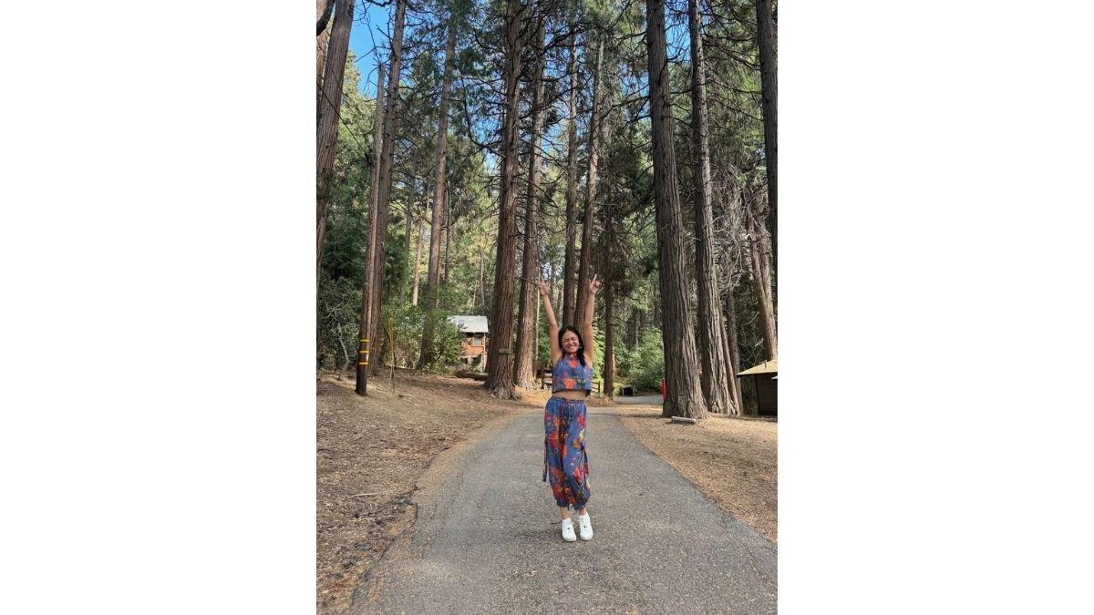 5 unggahan terbaru Marshanda di Los Angeles, California, Happy dengan jogger set