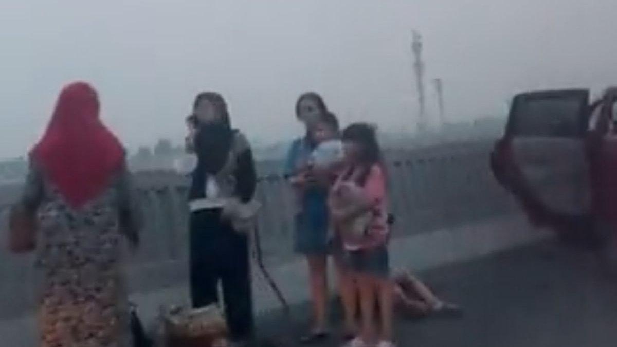 7 kendaraan alami kecelakaan beruntun gegara oknum TNI lawan arah