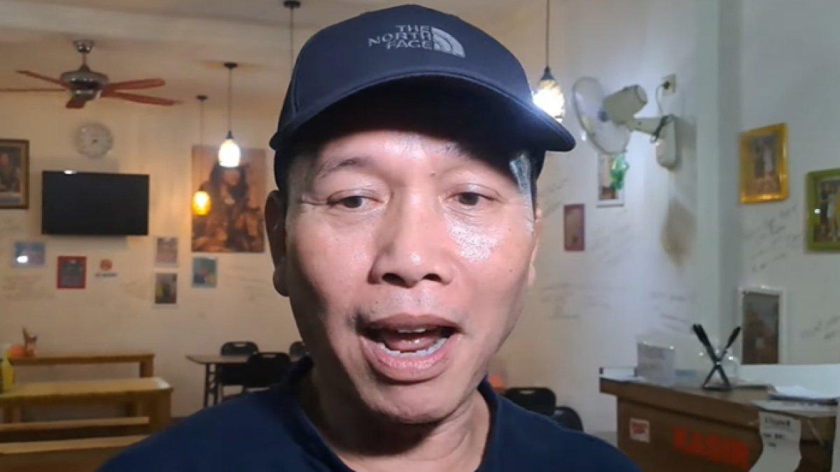 Abdul Rozak hanya bisa mendoakan yang terbaik untuk Ayu Ting Ting