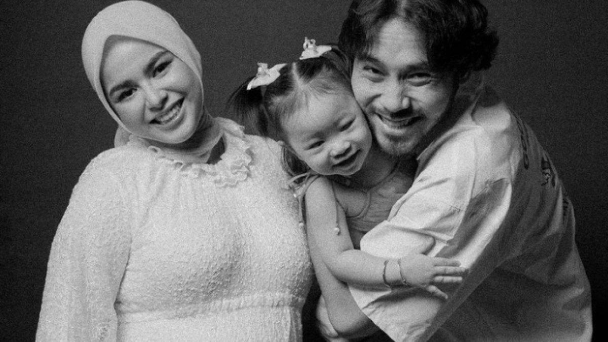 Achmad Megantara sebentar lagi dikaruniai anak kedua