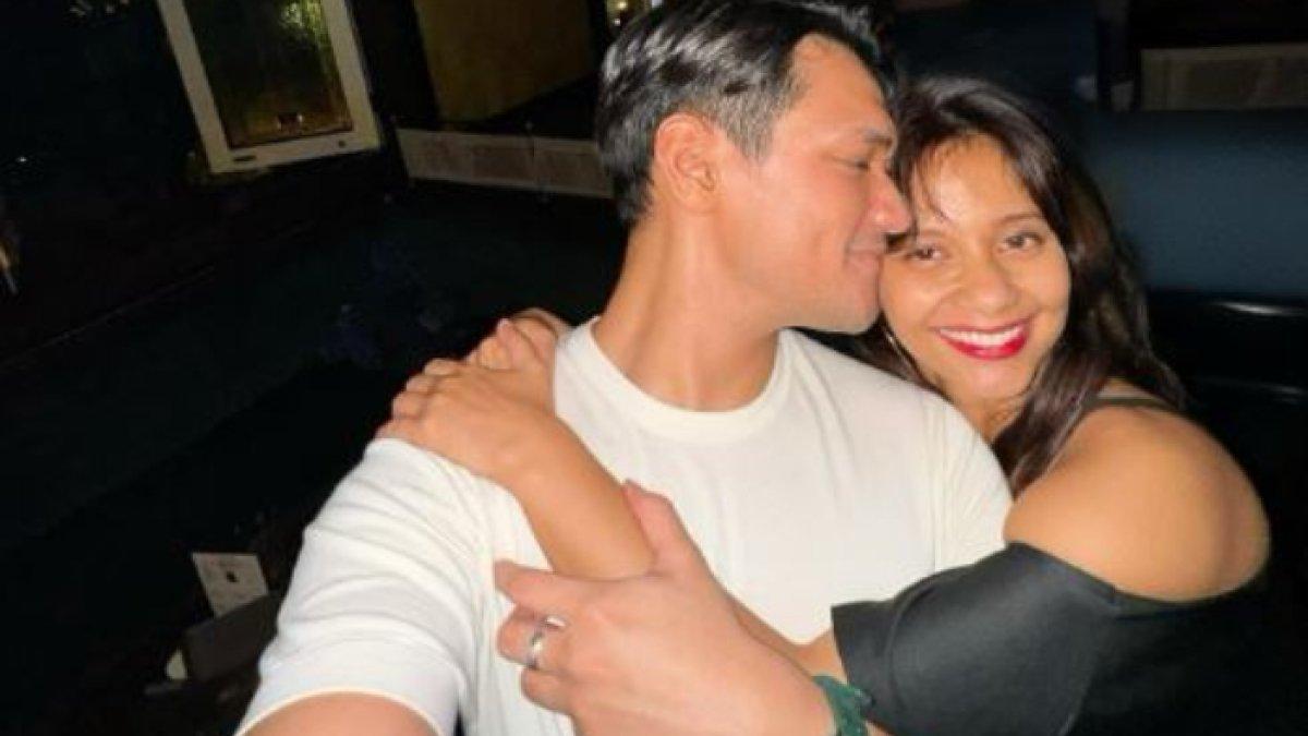 Afgan peluk wanita bernama Naya Anindita