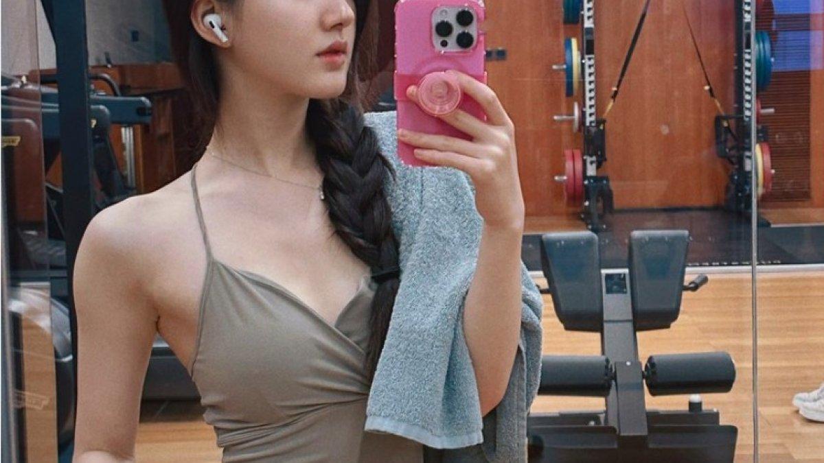 Agar lebih cepat menurunkan berat badan, Zhao Lusi juga tidak lupa rutin berolahraga.