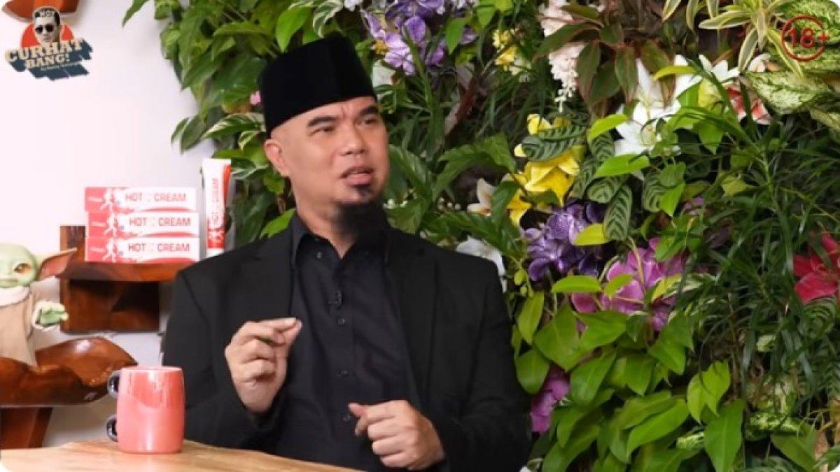 AHMAD DHANI MARAH - Ahmad Dhani sebut Al Ghazali, El Rumi dan Dul Jaelani, sempat protes soal unggahan video 'Kompilasi Ghibah dan Fitnah Maia Estianty'.