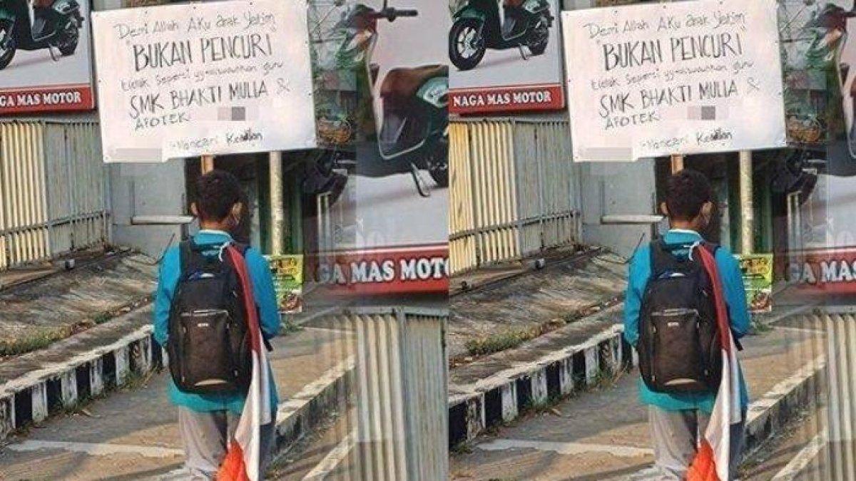Aksi siswa SMK di Wonogiri bawa poster bantah dituding pencuri