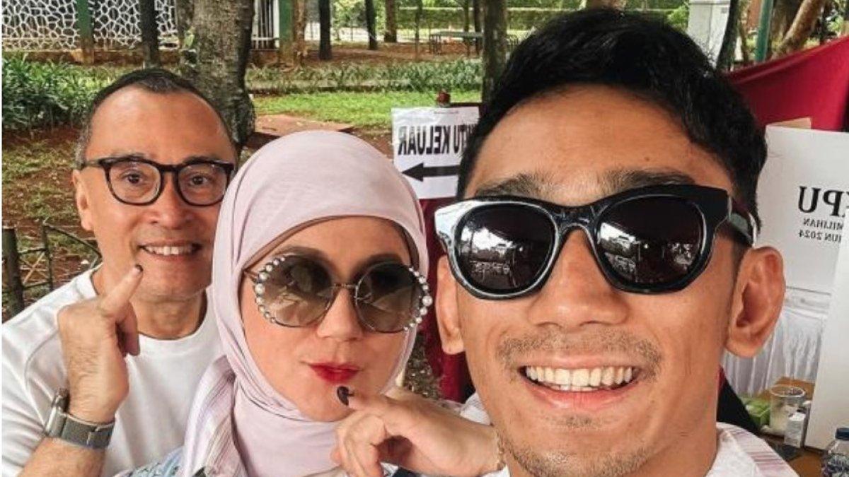 Aktor muda ini pun dengan bangga memberitahu kepada publik kalau dirinya sudah memberikan hak suara di Pilkada 2024.