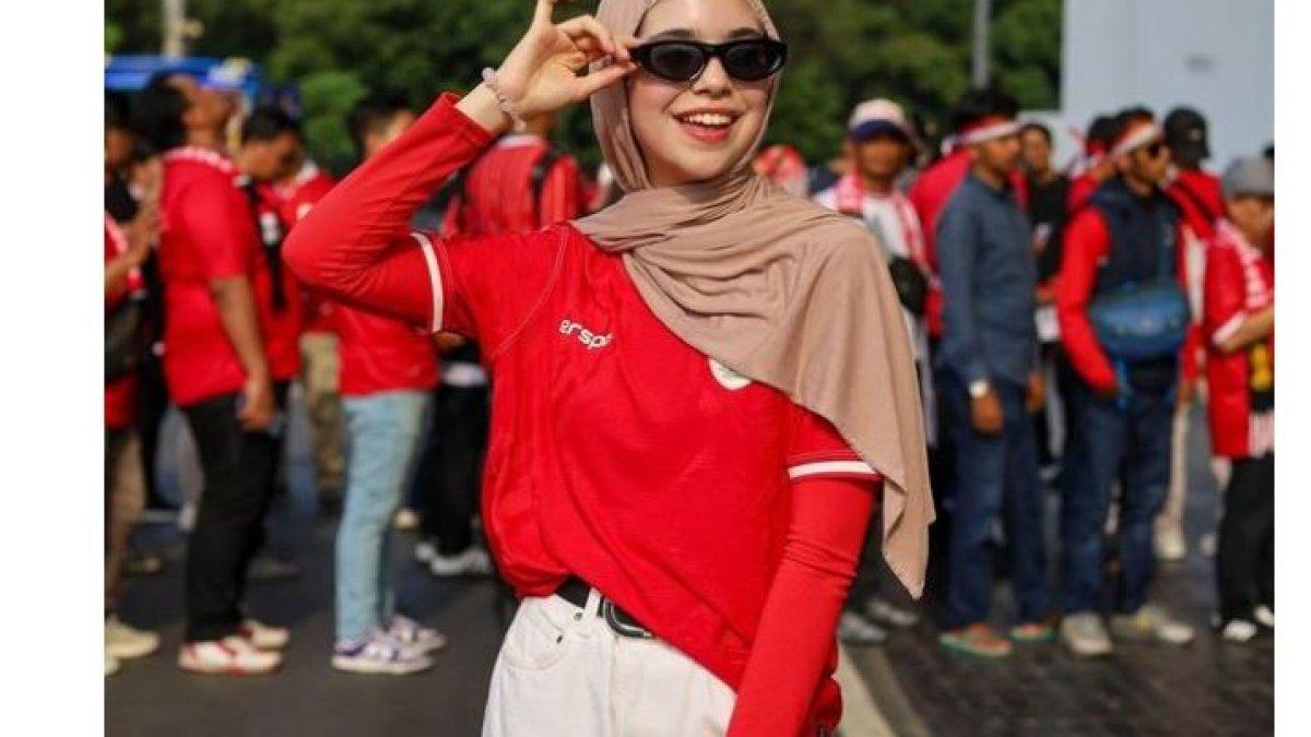 ANAK AYU AZHARI CALON DOKTER - Anak Ayu Azhari memilih jurusan Kedokteran di St. George University School of Medicine, sebuah kampus yang terkenal dengan programnya yang unik dan menantang.