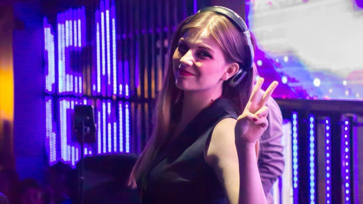 Andrea Henriette seleb TikTok kini jadi komedian di tv, hampir tak pernah minum air putih selama 15 tahun.