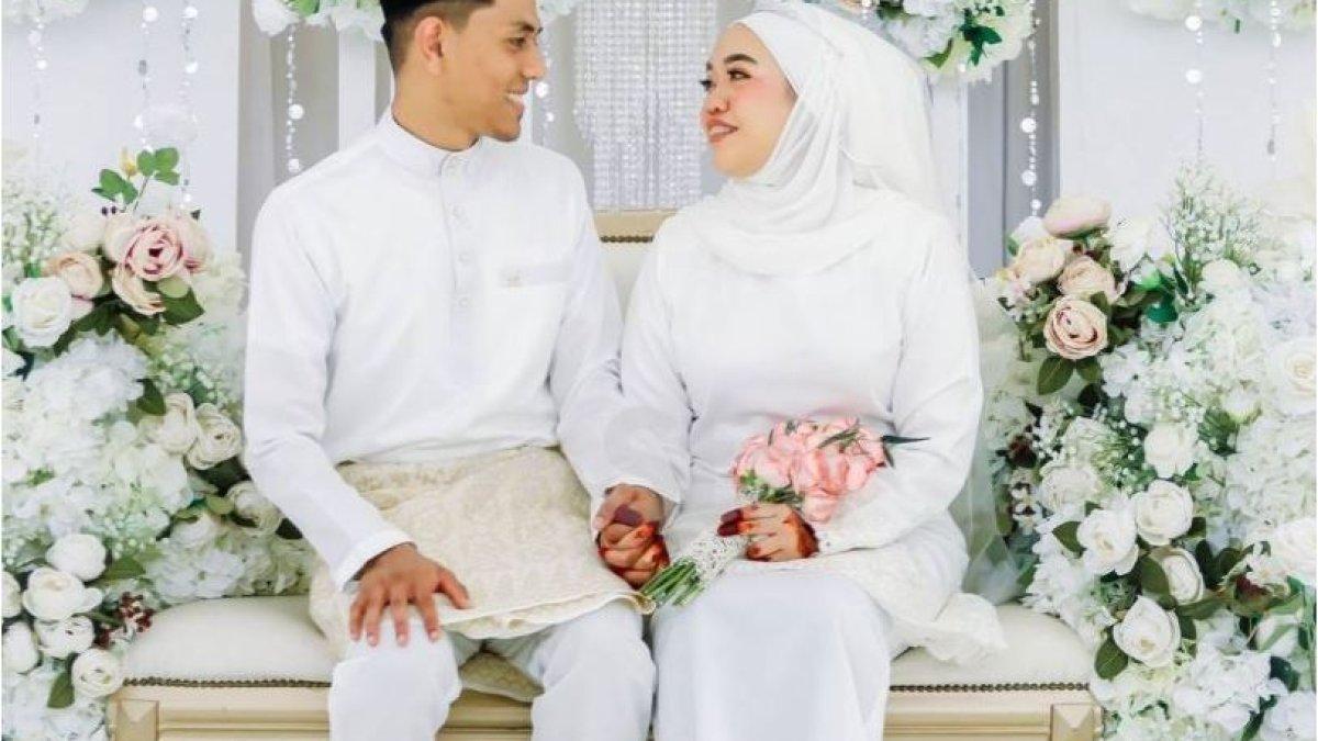 Anis pun membagikan foto-foto pernikahan mereka