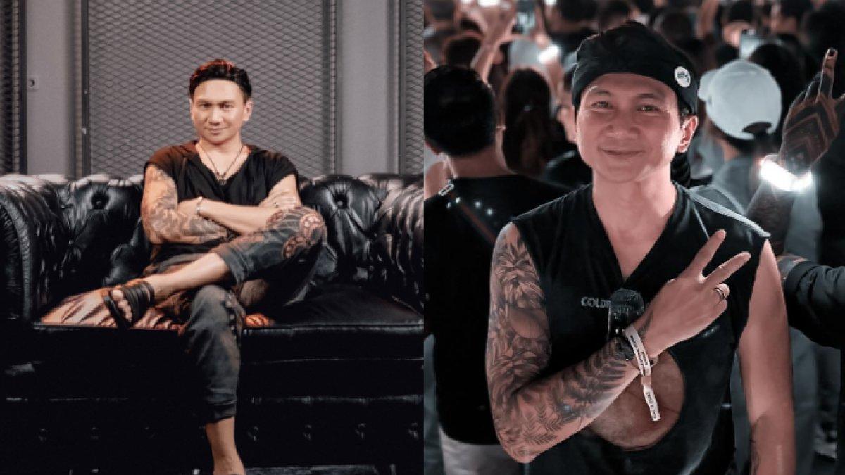 Anji memakai wig atau rambut palsu